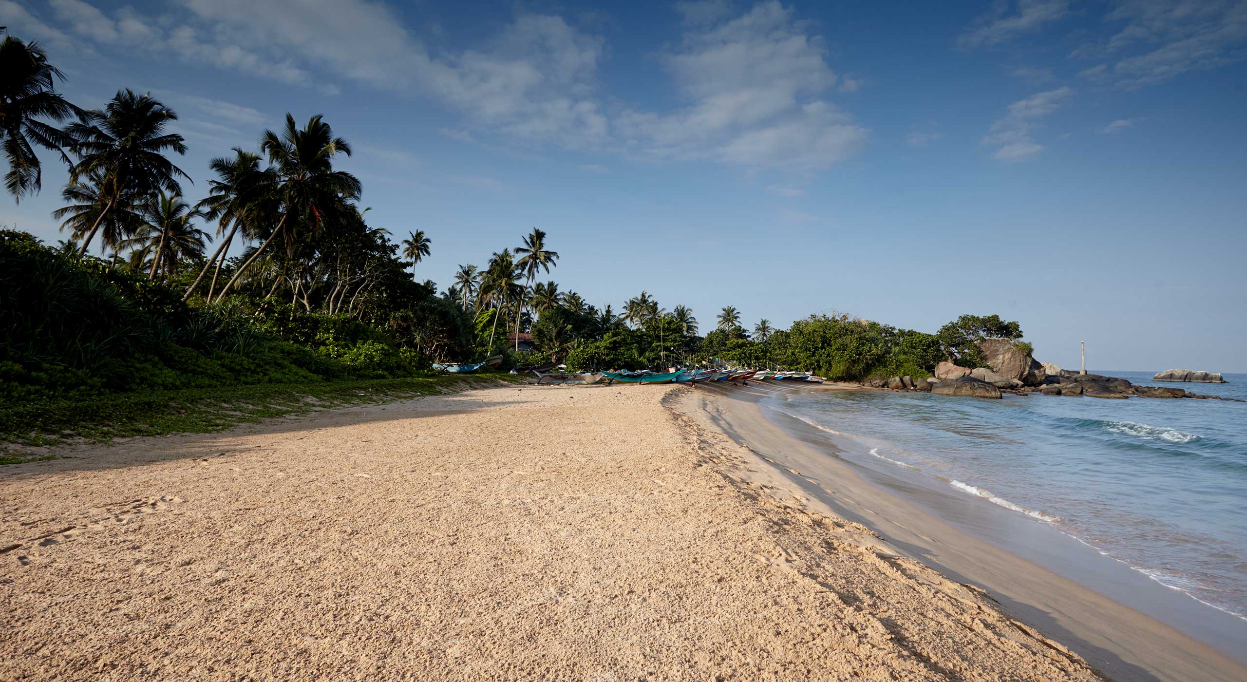 Sand and Ocean of Ahungalle